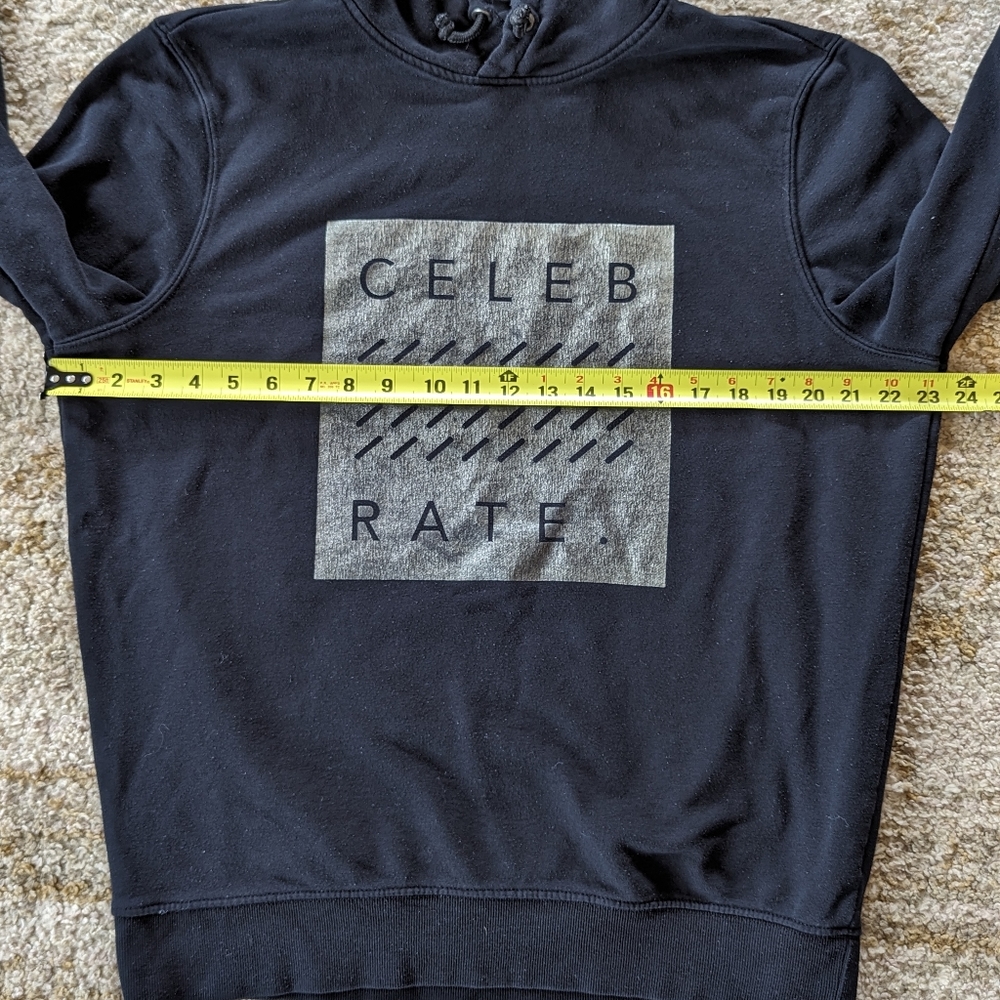 H&M Black Gold Graphic Celebrate Hoodie Sweatshirt Men's Size Medium - Picture 4 of 7